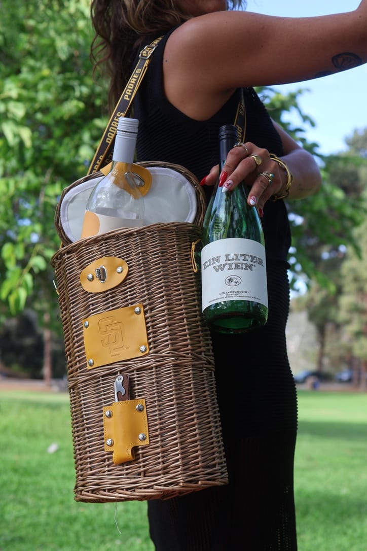 Ambrositsch | Ein Liter Wien White 2023 | 1L | Vienna, Austria